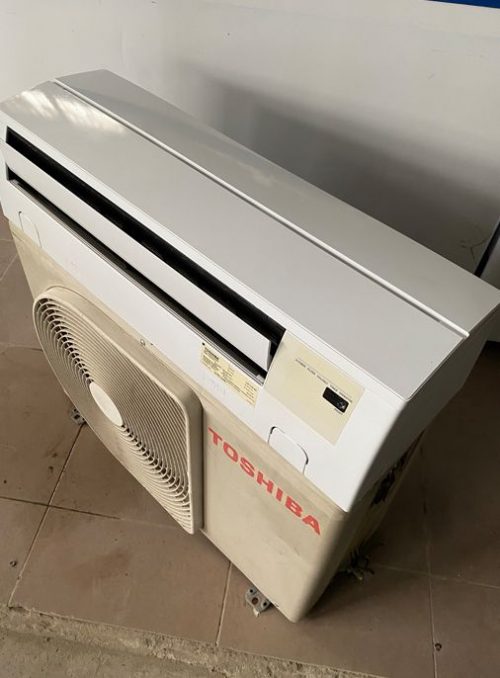 thanh ly may lanh toshiba 1.5hp cu gia re can tho